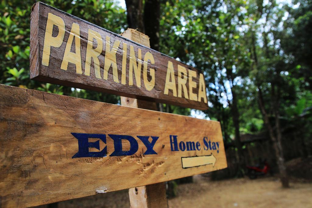 Edy Homestay Munduk Exteriör bild
