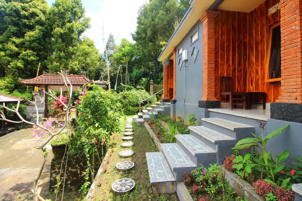 Edy Homestay Munduk Exteriör bild