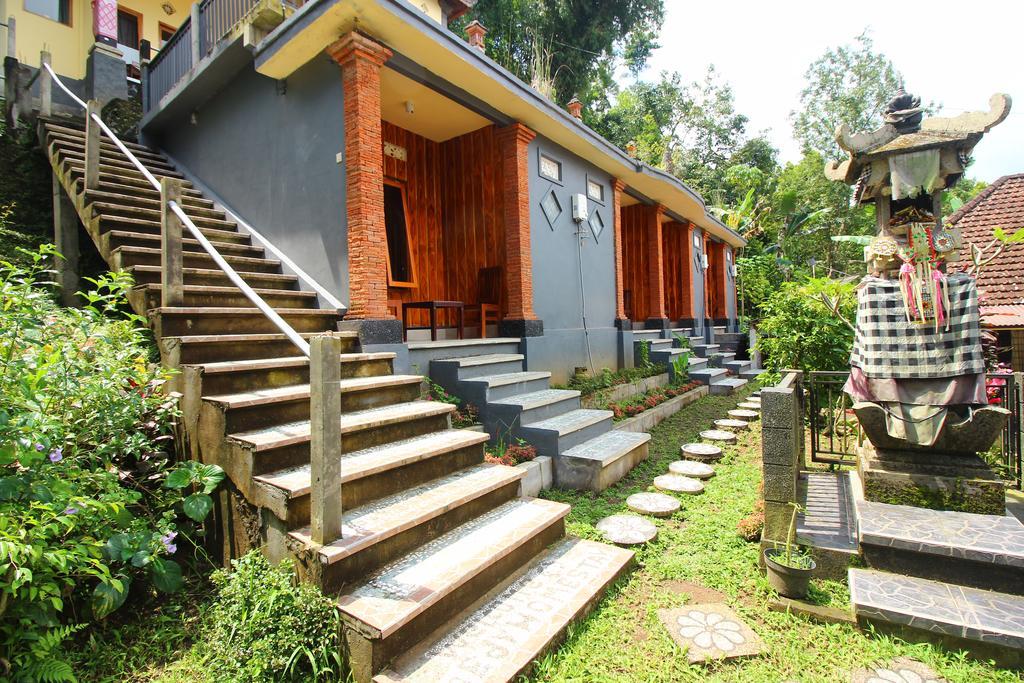 Edy Homestay Munduk Exteriör bild